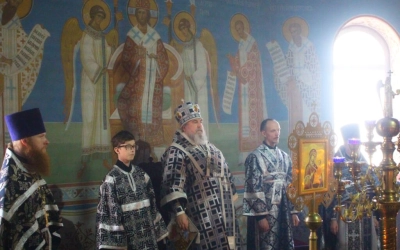 Епископ Сергий возглавил Литургию Преждеосвященных Даров в храме Рождества Христова г. Сафоново