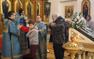 Архипастырское богослужение в праздник Похвалы Пресвятой Богородицы