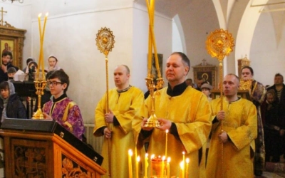 Епископ Сергий возглавил Божественную литургию свт. Василия Великого в Неделю 5-ю Великого поста