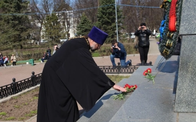 торжественный митинг, посвященный дню памяти командующего 33-й армией, генерал-лейтенанта М.Г. Ефрем
