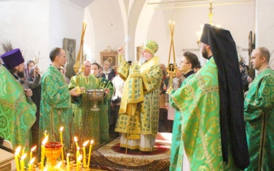 Епископ Сергий возглавил Божественную литургию