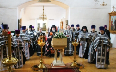 Архиерейское служение в Великий Вторник и общеепархиальная исповедь