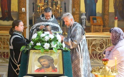 Архиерейское служение в Великий Вторник и общеепархиальная исповедь