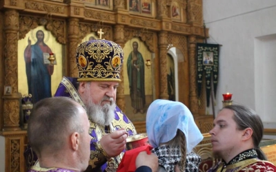 Преосвященный епископ Сергий совершил Божественную литургию св. Василия Великого