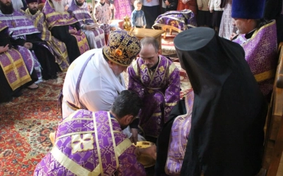 Чин омовения ног в Свято-Троицком кафедральном соборе