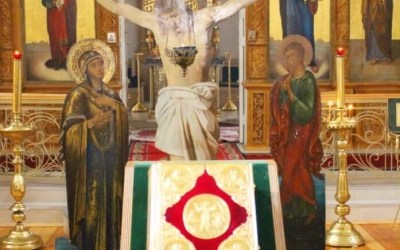 Епископ Сергий возглавил Утреню с чтением 12-ти Евангелий Страстей Христовых