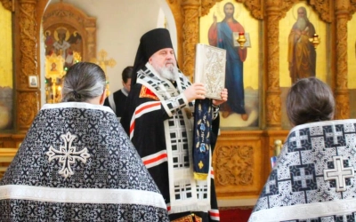 Епископ Сергий возглавил служение царских часов Великого Пятка