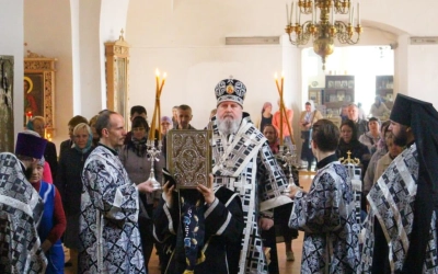 богослужения Святых спасительных Страстей Господа нашего Иисуса Христа