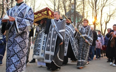 богослужения Святых спасительных Страстей Господа нашего Иисуса Христа