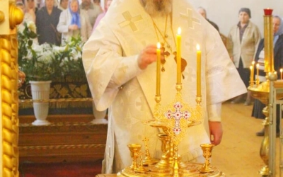 В Великую Субботу Преосвященный епископ Сергий возглавил Литургию