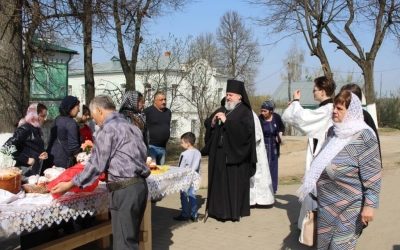 В Великую Субботу Преосвященный епископ Сергий возглавил Литургию