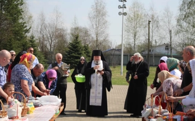 Епископ Вяземский и Гагаринский Сергий в Великую Субботу посетил ряд Вяземских храмов