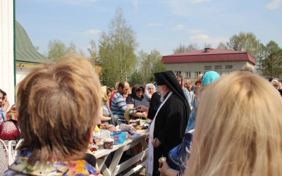 Епископ Вяземский и Гагаринский Сергий в Великую Субботу посетил ряд Вяземских храмов