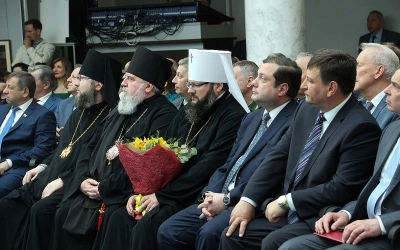 Епископ Сергий принял участие в торжестве, посвященном 25-летию Смоленской областной Думы