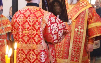 Преосвященнейший Епископ Сергий возглавил Божественную литургию в храме Преображения Господня