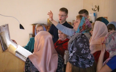 Преосвященнейший Епископ Сергий возглавил Божественную литургию в храме Преображения Господня