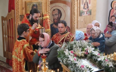 Преосвященнейший Епископ Сергий возглавил Божественную литургию в храме Преображения Господня