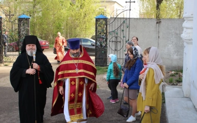 Божественная литургия в Введенском храме г. Вязьмы